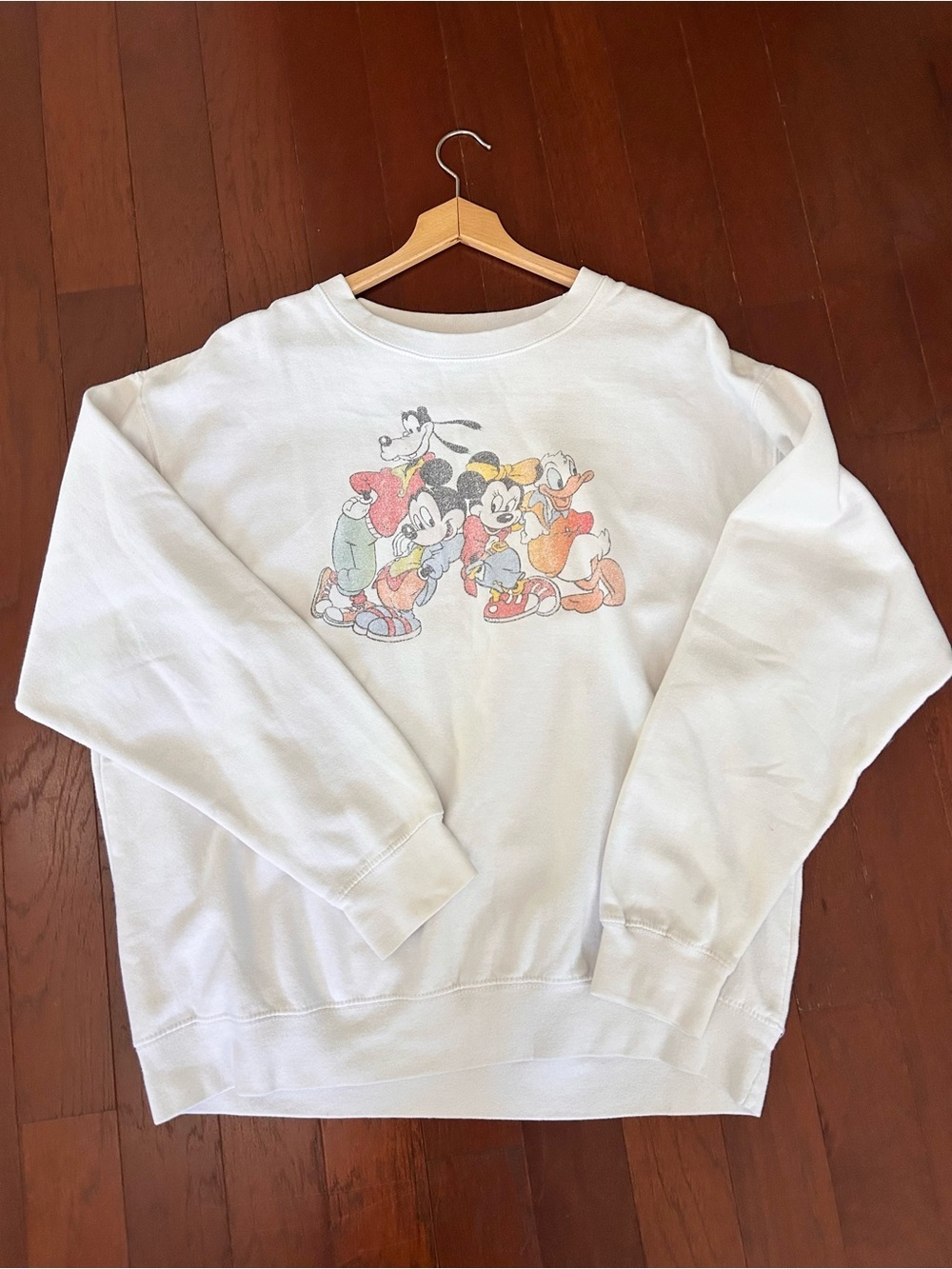 Disney Vintage Style Crewneck Sweatshirt Mickey Minnie Donald Goofy Faded white - Picture 3 of 7